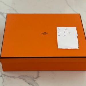 Hermes box